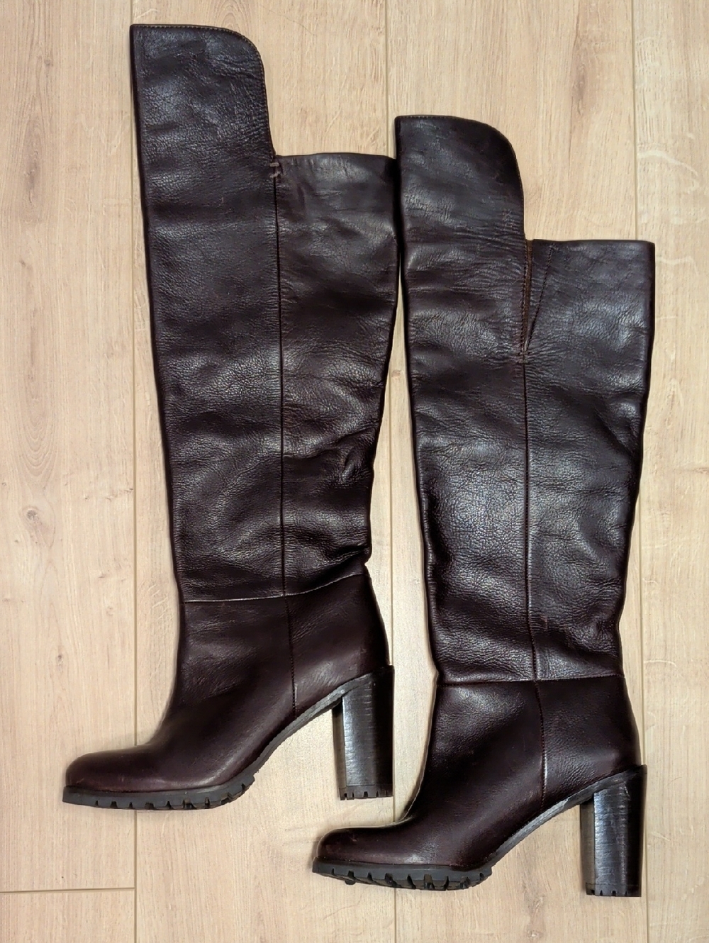 Leather Knee-High Block Heel Boots in Dark Brown